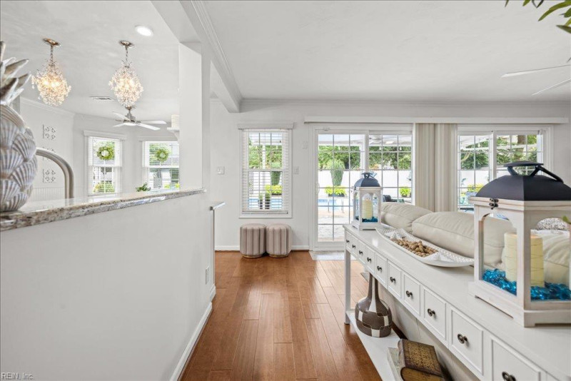 Photo 12 of 46 residential for sale in Virginia Beach virginia