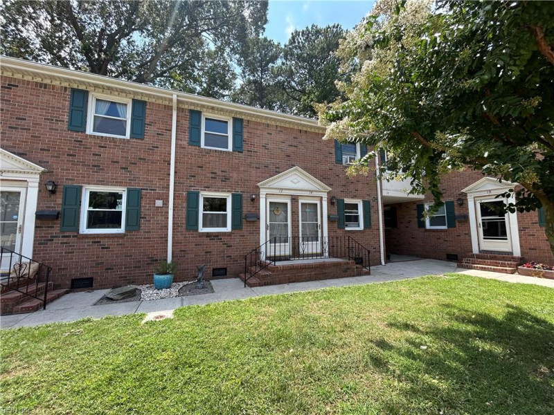 Photo 2 of 4 residential for sale in Virginia Beach virginia