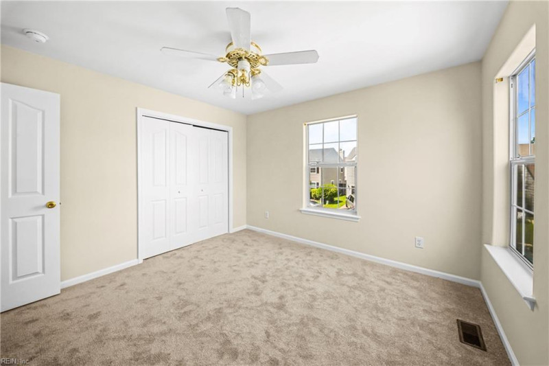 Photo 23 of 28 residential for sale in Suffolk virginia