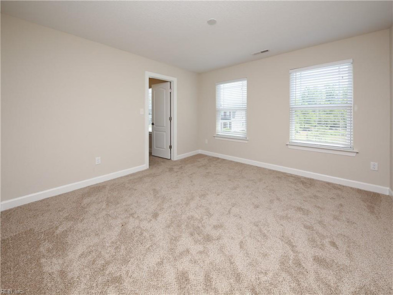 Photo 35 of 47 residential for sale in Suffolk virginia