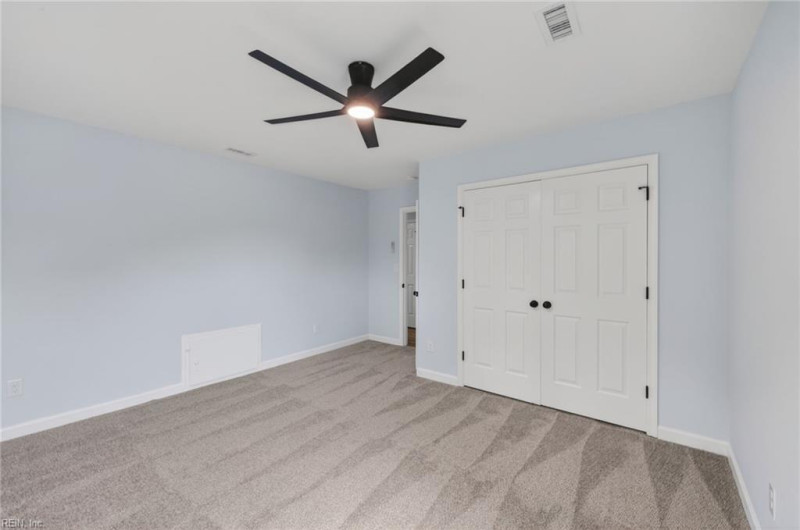 Photo 30 of 45 residential for sale in Chesapeake virginia