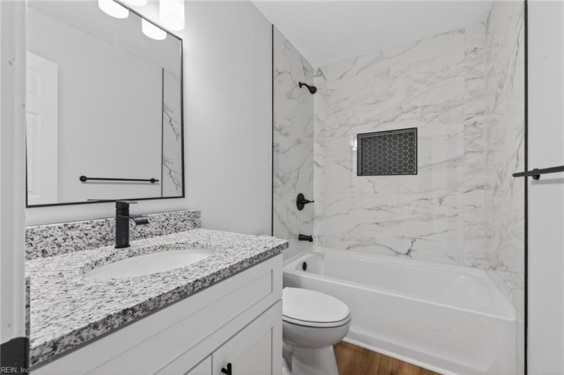 Photo 32 of 45 residential for sale in Chesapeake virginia