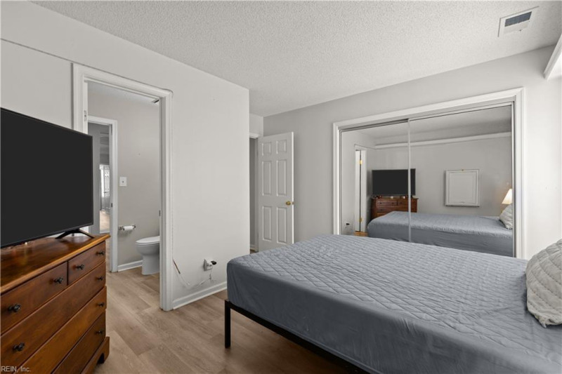 Photo 13 of 30 residential for sale in Virginia Beach virginia