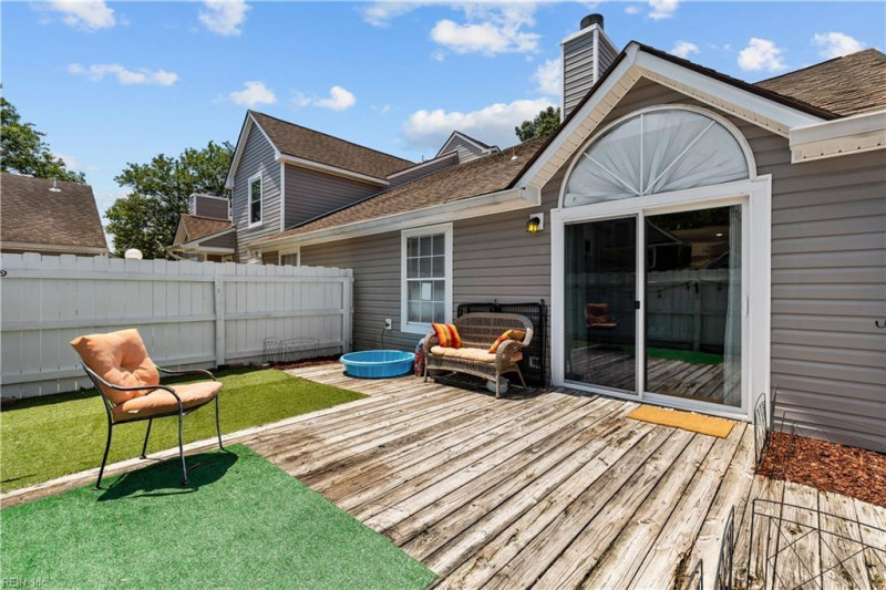 Photo 19 of 30 residential for sale in Virginia Beach virginia