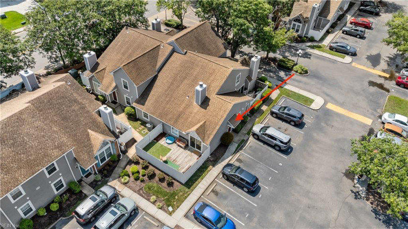 Photo 2 of 30 residential for sale in Virginia Beach virginia