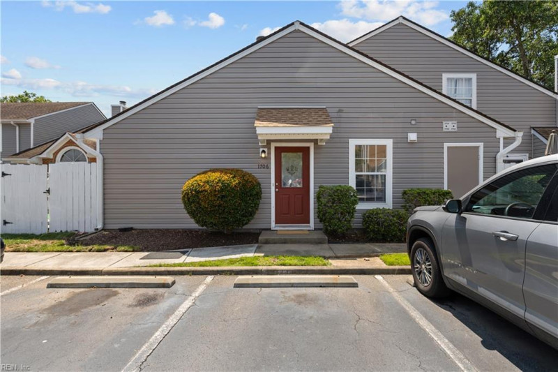 Photo 24 of 30 residential for sale in Virginia Beach virginia
