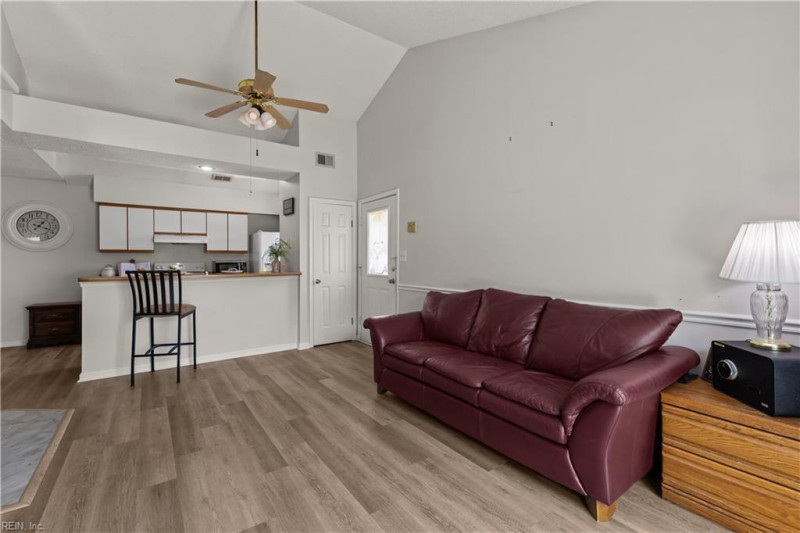 Photo 9 of 30 residential for sale in Virginia Beach virginia
