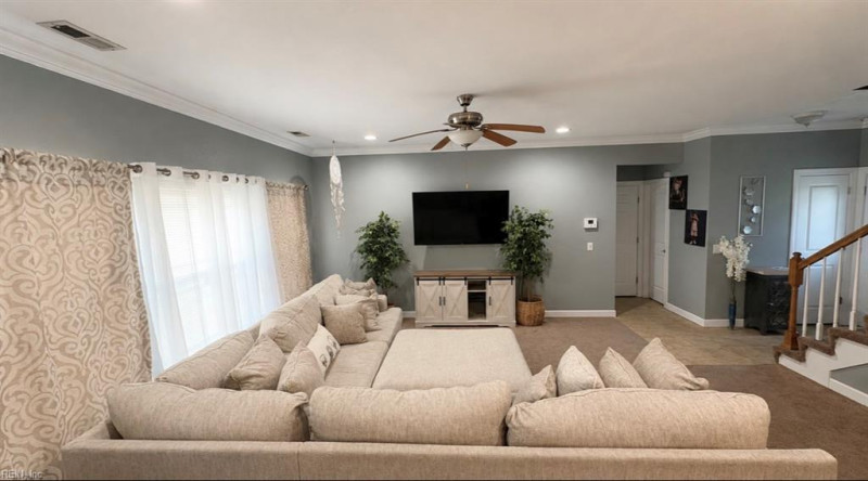 Photo 3 of 15 residential for sale in Portsmouth virginia