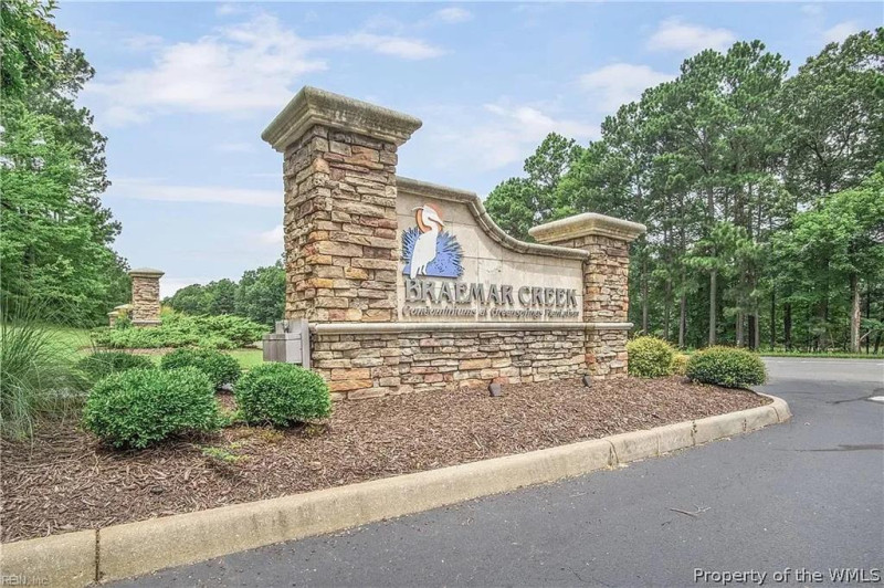 Photo 14 of 17 residential for sale in James City County virginia