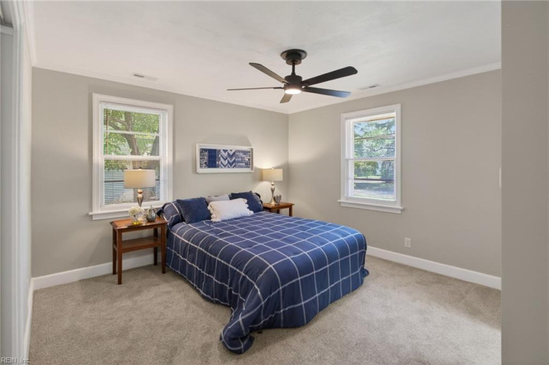 Photo 9 of 18 residential for sale in Portsmouth virginia