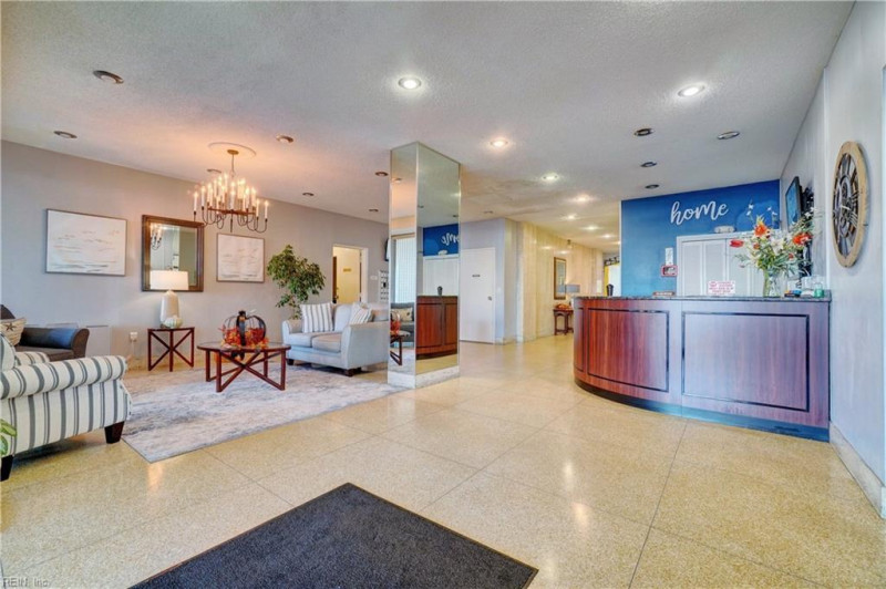 Photo 20 of 33 residential for sale in Portsmouth virginia
