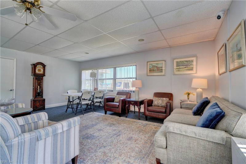 Photo 21 of 33 residential for sale in Portsmouth virginia