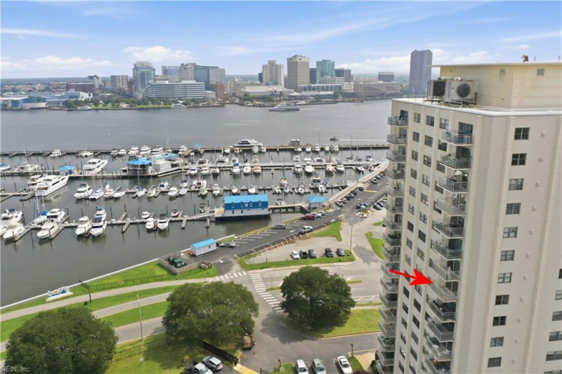 Photo 3 of 33 residential for sale in Portsmouth virginia