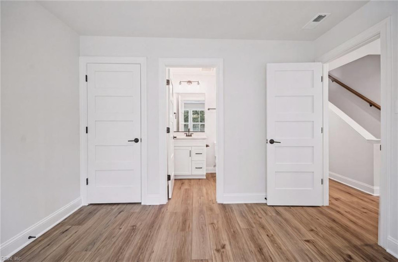 Photo 10 of 50 residential for sale in York County virginia