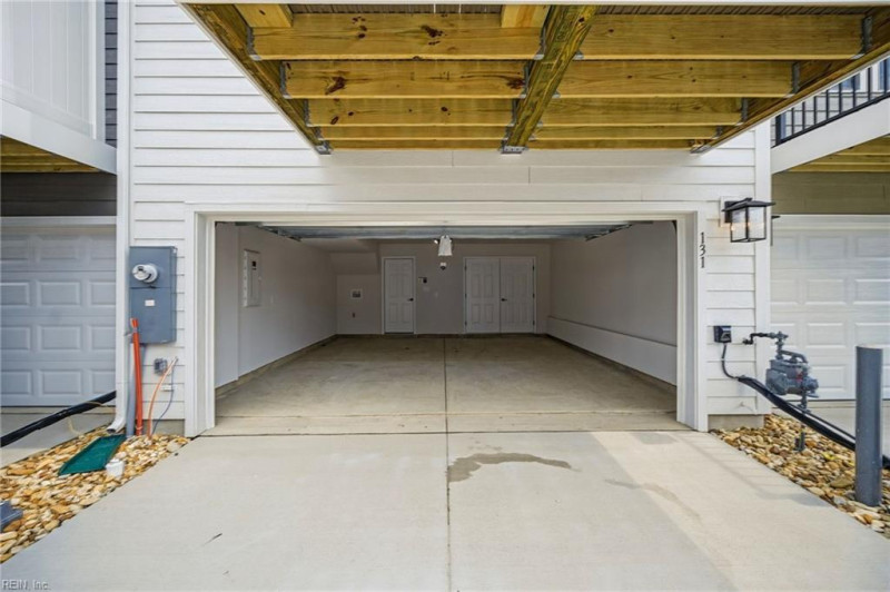 Photo 44 of 50 residential for sale in York County virginia