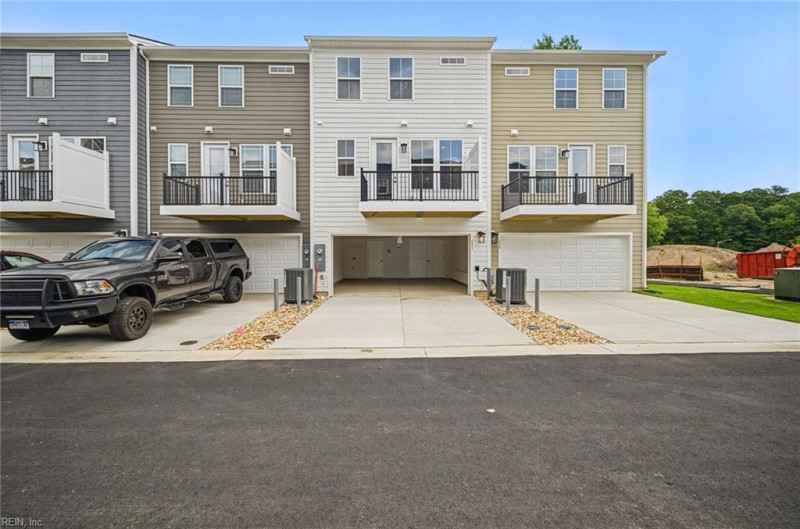 Photo 45 of 50 residential for sale in York County virginia