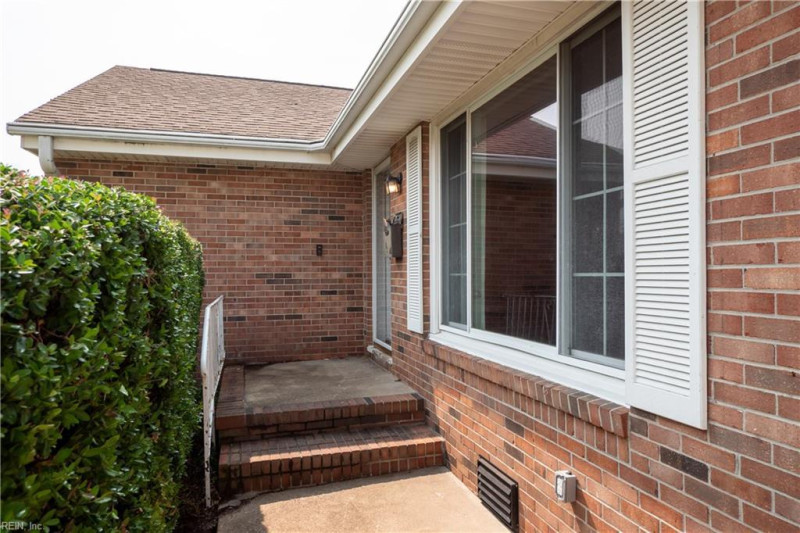 Photo 31 of 34 residential for sale in Hampton virginia