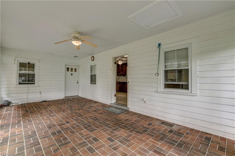 Photo 23 of 47 residential for sale in Gloucester County virginia
