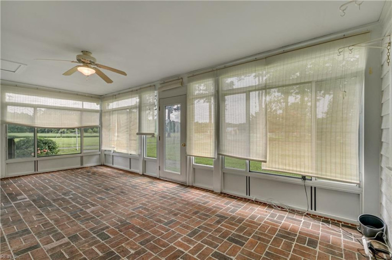 Photo 24 of 47 residential for sale in Gloucester County virginia