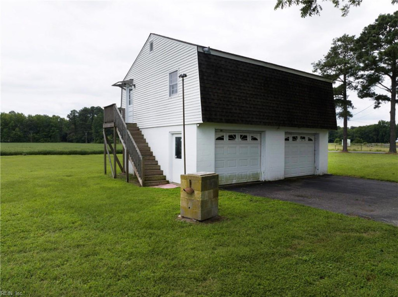 Photo 42 of 47 residential for sale in Gloucester County virginia