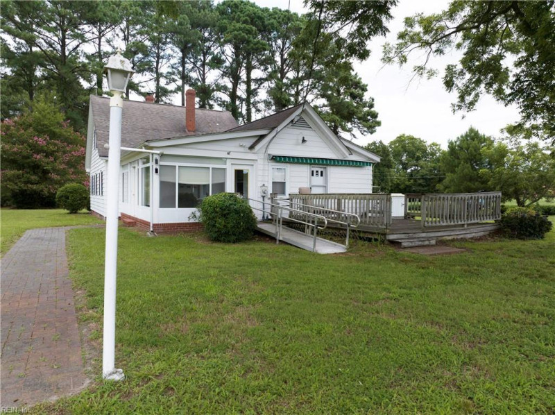 Photo 44 of 47 residential for sale in Gloucester County virginia