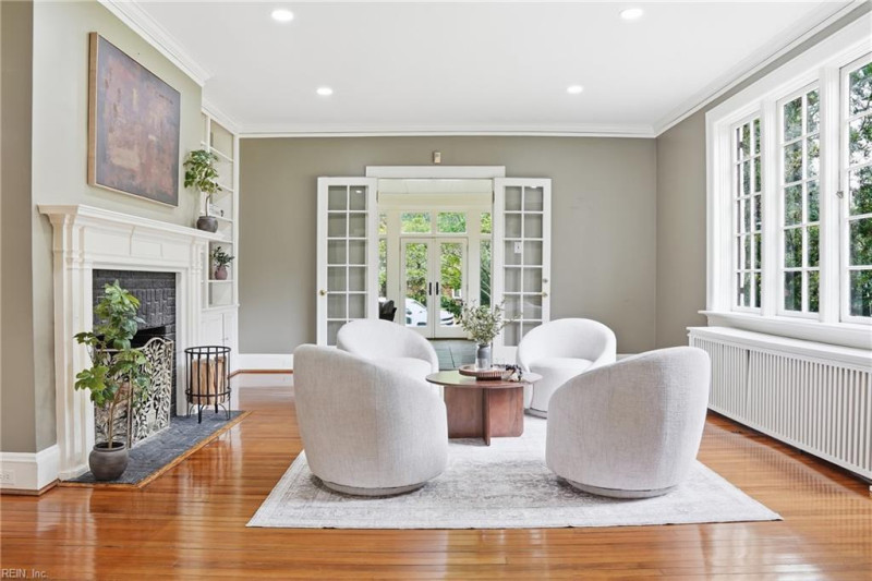 Photo 18 of 50 residential for sale in Norfolk virginia