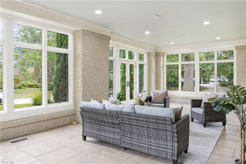 Photo 20 of 50 residential for sale in Norfolk virginia