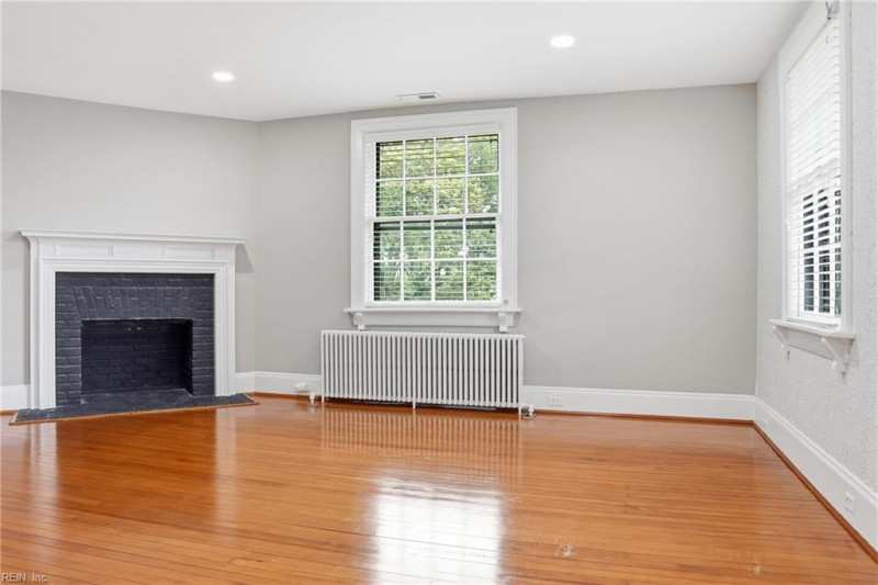 Photo 40 of 50 residential for sale in Norfolk virginia