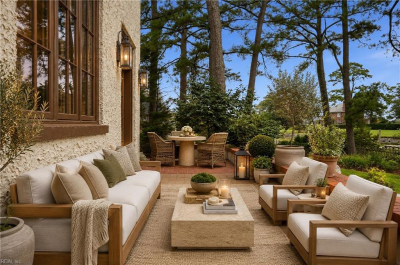 Photo 8 of 50 residential for sale in Norfolk virginia