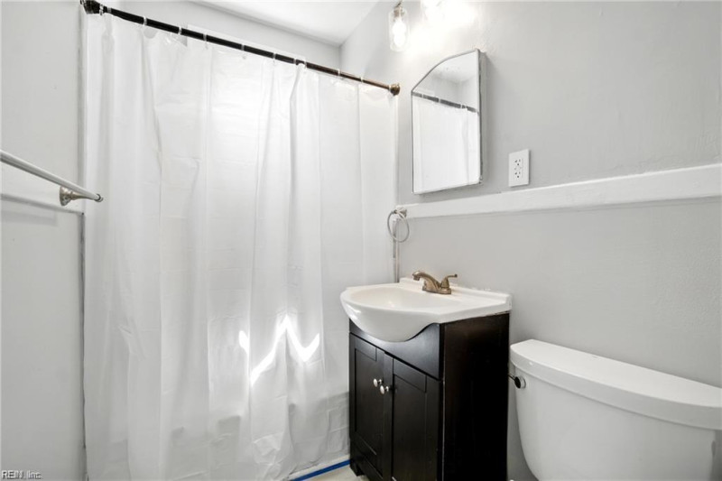 Photo 18 of 30 residential for sale in Norfolk virginia