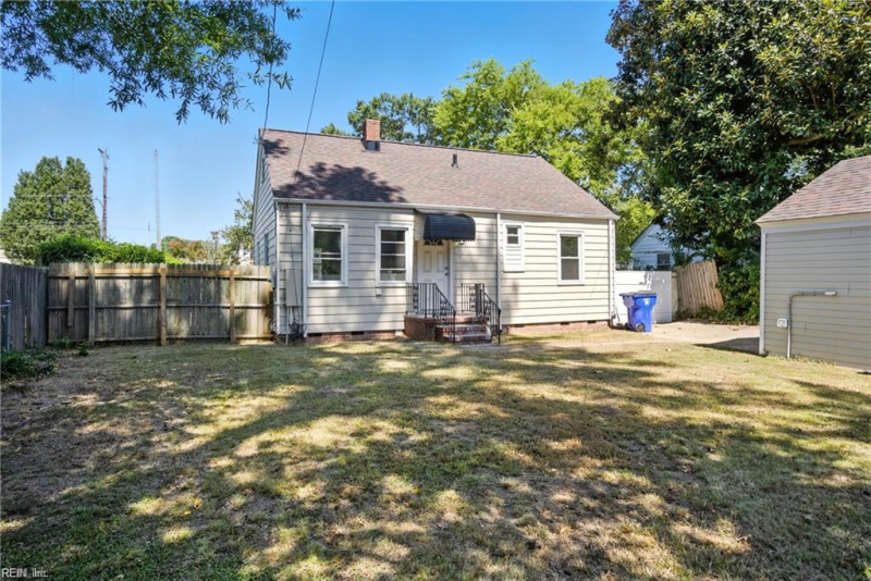 Photo 19 of 30 residential for sale in Norfolk virginia