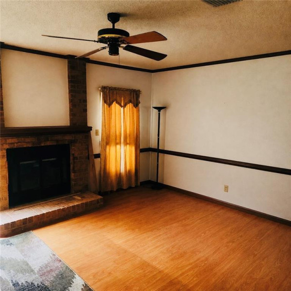 Photo 2 of 10 residential for sale in Virginia Beach virginia