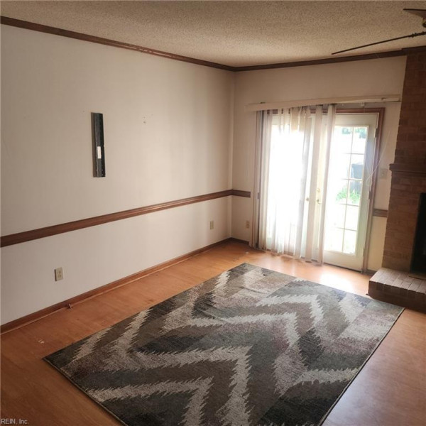 Photo 7 of 10 residential for sale in Virginia Beach virginia