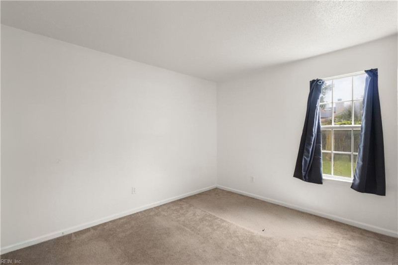 Photo 17 of 26 residential for sale in Virginia Beach virginia
