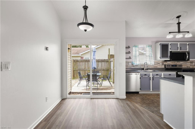 Photo 8 of 26 residential for sale in Virginia Beach virginia