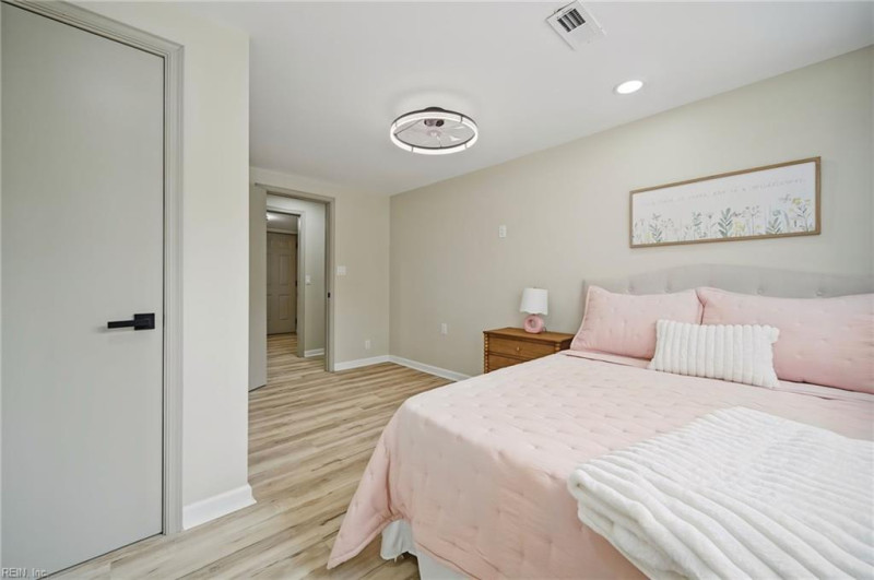 Photo 19 of 47 residential for sale in Norfolk virginia