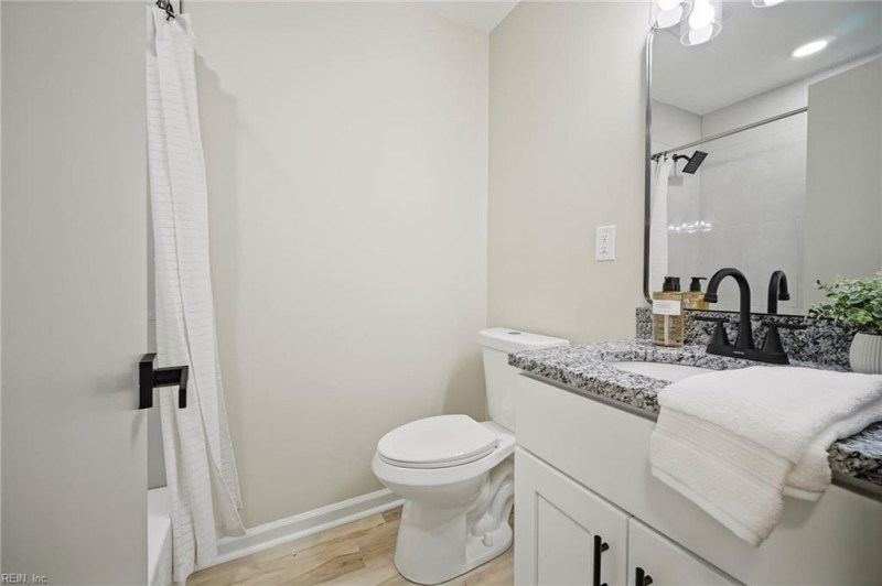 Photo 22 of 47 residential for sale in Norfolk virginia