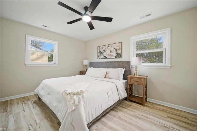 Photo 23 of 47 residential for sale in Norfolk virginia