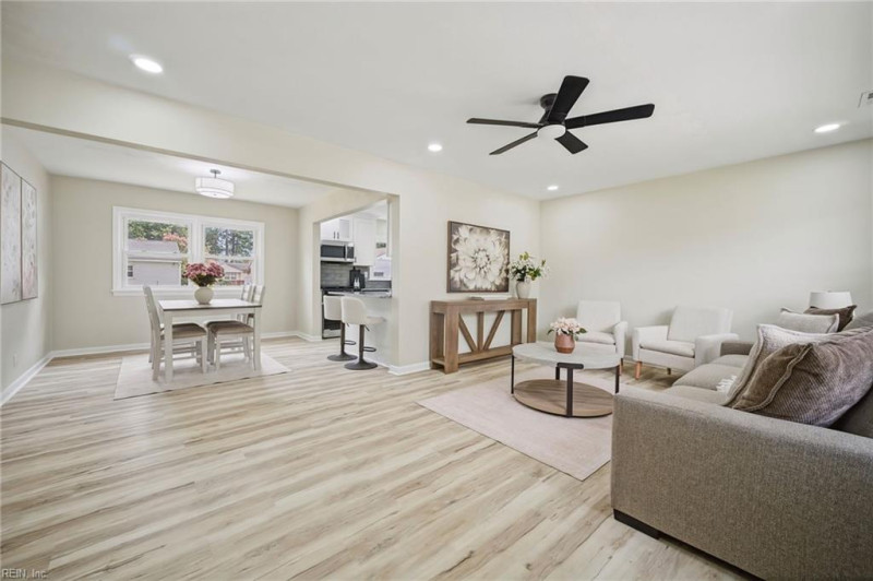 Photo 5 of 47 residential for sale in Norfolk virginia