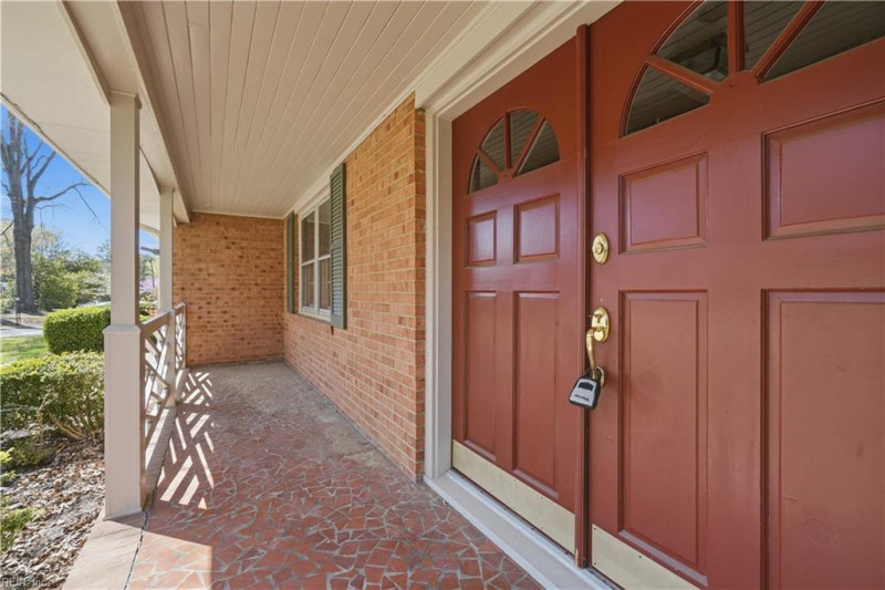 Photo 4 of 40 residential for sale in Newport News virginia Photo 4 of 40 residential for sale in Newport News virginia