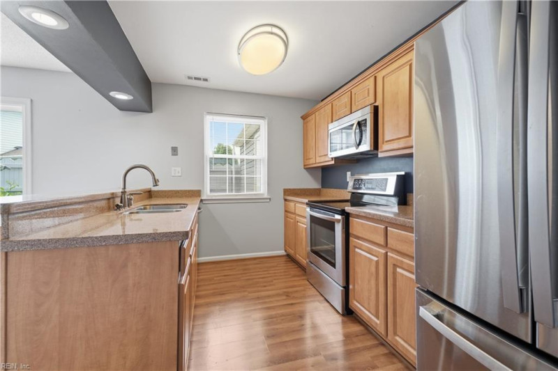 Photo 8 of 36 residential for sale in Chesapeake virginia Photo 8 of 36 residential for sale in Chesapeake virginia