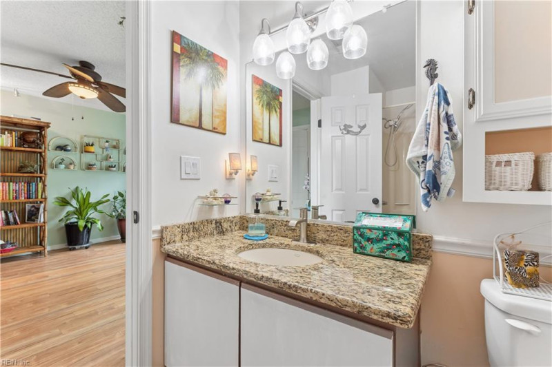 Photo 17 of 46 residential for sale in Norfolk virginia