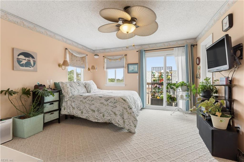 Photo 22 of 46 residential for sale in Norfolk virginia