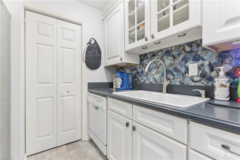 Photo 8 of 46 residential for sale in Norfolk virginia
