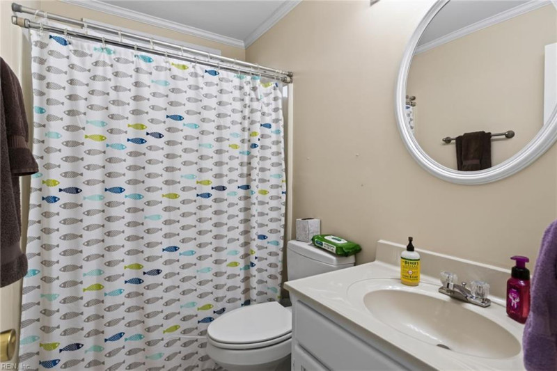 Photo 20 of 31 residential for sale in Chesapeake virginia
