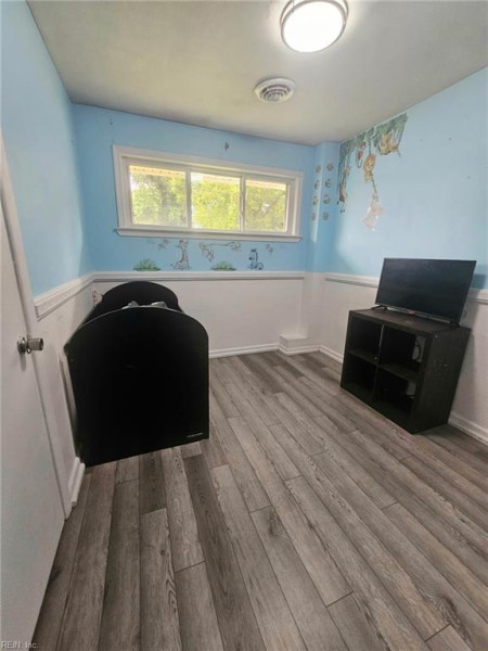 Photo 15 of 28 residential for sale in Portsmouth virginia