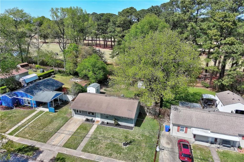 Photo 21 of 28 residential for sale in Portsmouth virginia