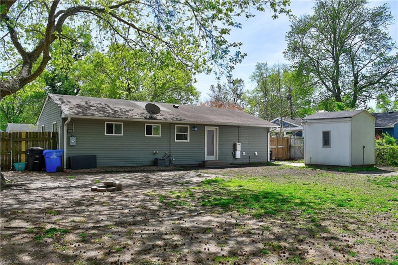 Photo 22 of 28 residential for sale in Portsmouth virginia