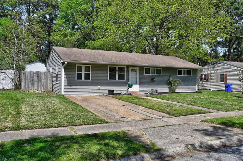 Photo 3 of 28 residential for sale in Portsmouth virginia