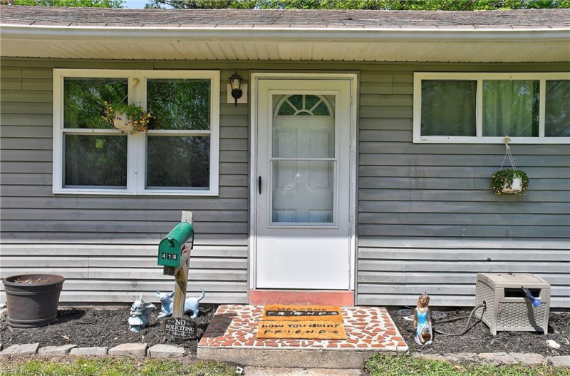 Photo 4 of 28 residential for sale in Portsmouth virginia